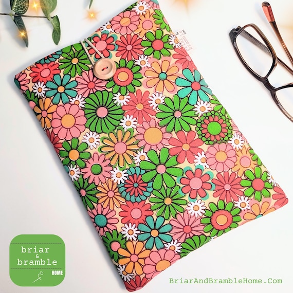 Padded Book Sleeve Gift - Vintage Flower Power Kindle Sleeve 