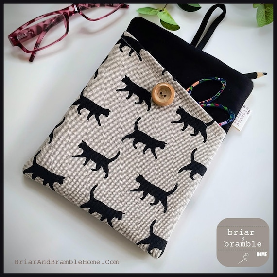 Cat Print Kindle Cover: Padded Cotton eReader Sleeve with handy pocket